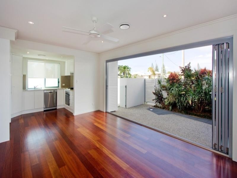 3 “18 Riviera”, 18 Riviera Road, Miami QLD 4220