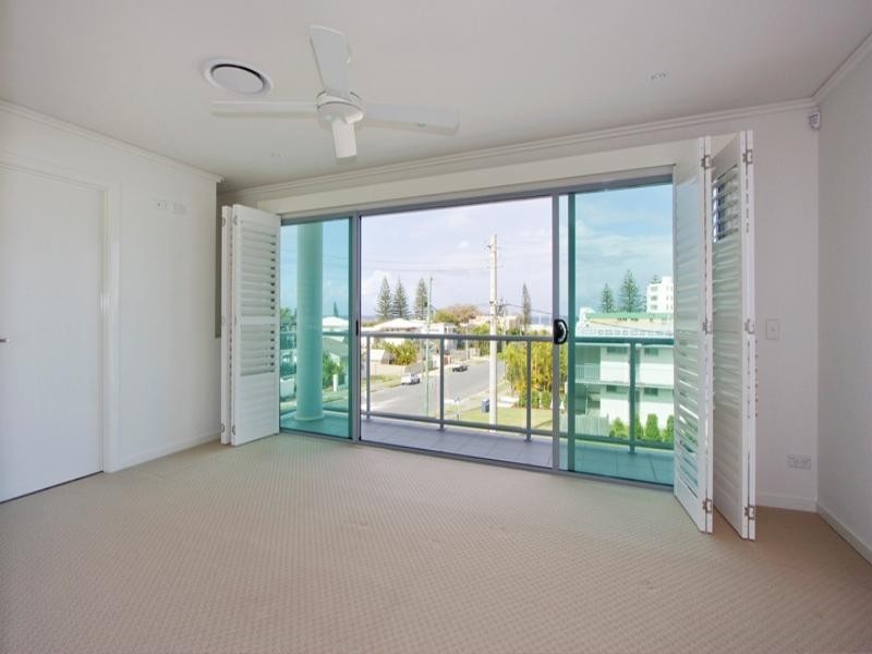 3 “18 Riviera”, 18 Riviera Road, Miami QLD 4220