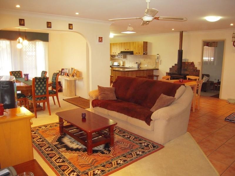 5 Courser Court, Burleigh Waters QLD 4220