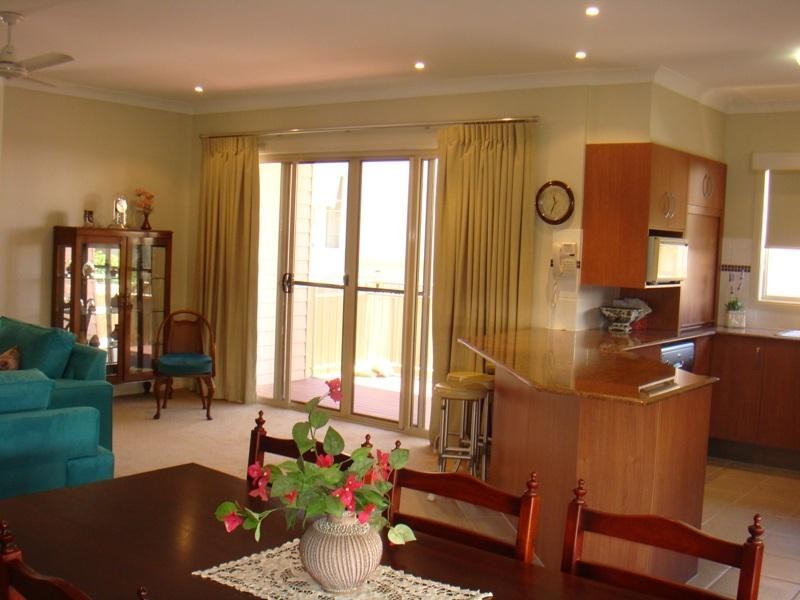 Highland Park QLD 4211