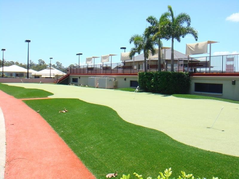 Highland Park QLD 4211