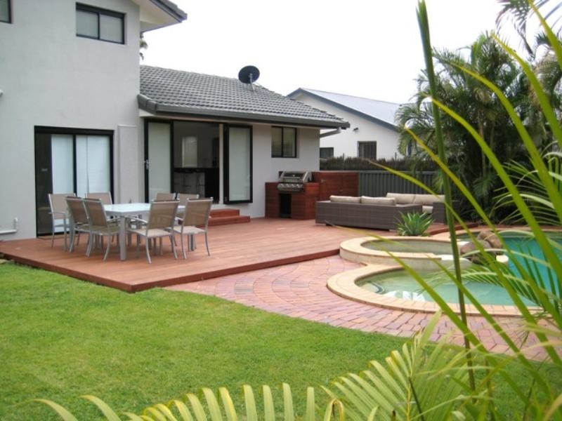 Burleigh Waters QLD 4220