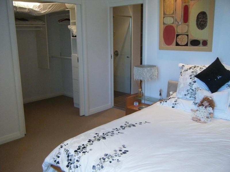 2 ‘Marista’, 78 The Esplanade, Burleigh Heads QLD 4220