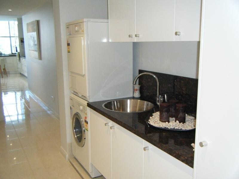 2 ‘Marista’, 78 The Esplanade, Burleigh Heads QLD 4220