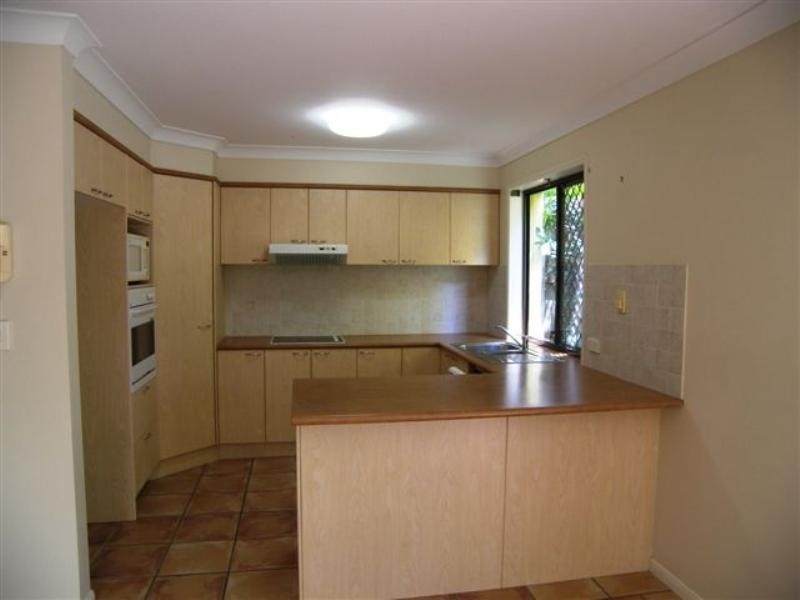 32/37 Paradise Springs Avenue, Robina QLD 4226