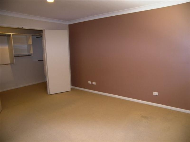 32/37 Paradise Springs Avenue, Robina QLD 4226