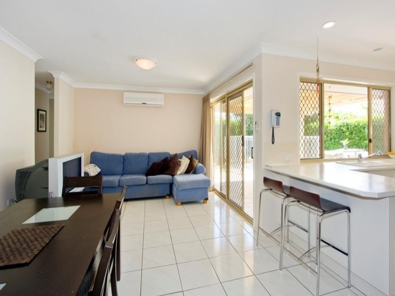 30 Bergamont Street, Elanora QLD 4221