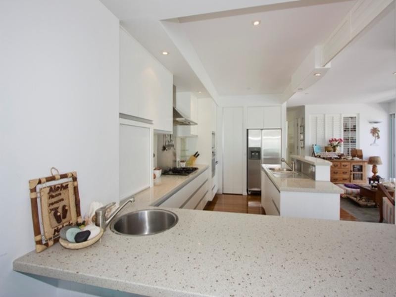 18 Heron Avenue, Mermaid Beach QLD 4218