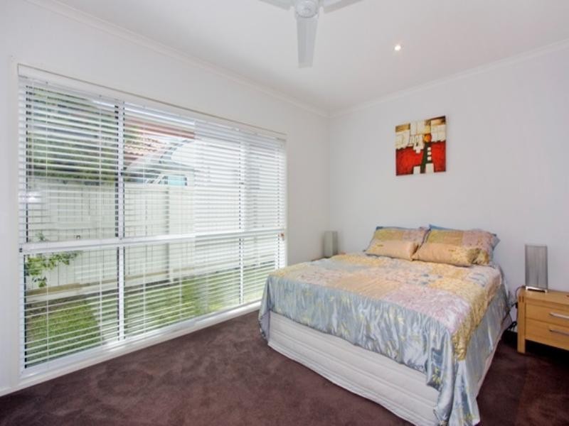 2 Crozet Court, Burleigh Waters QLD 4220