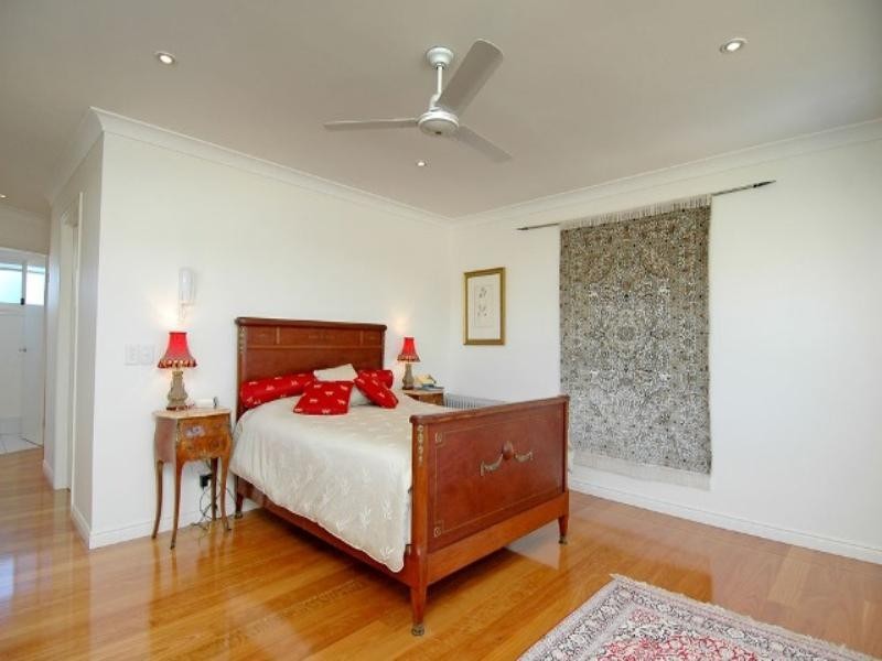 Mermaid Beach QLD 4218