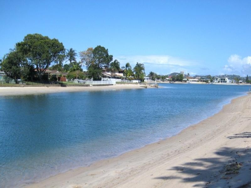 46 Mallawa Drive, Palm Beach QLD 4221