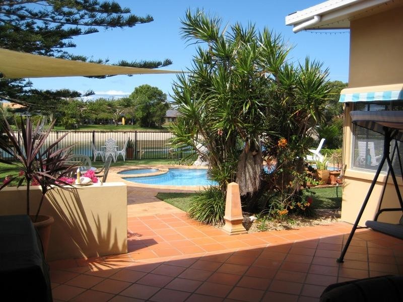 46 Mallawa Drive, Palm Beach QLD 4221