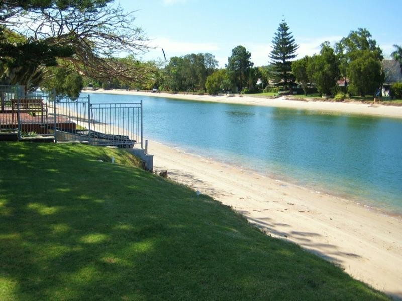 46 Mallawa Drive, Palm Beach QLD 4221