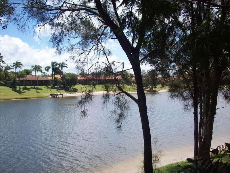 62 Jabiru Avenue, Burleigh Waters QLD 4220