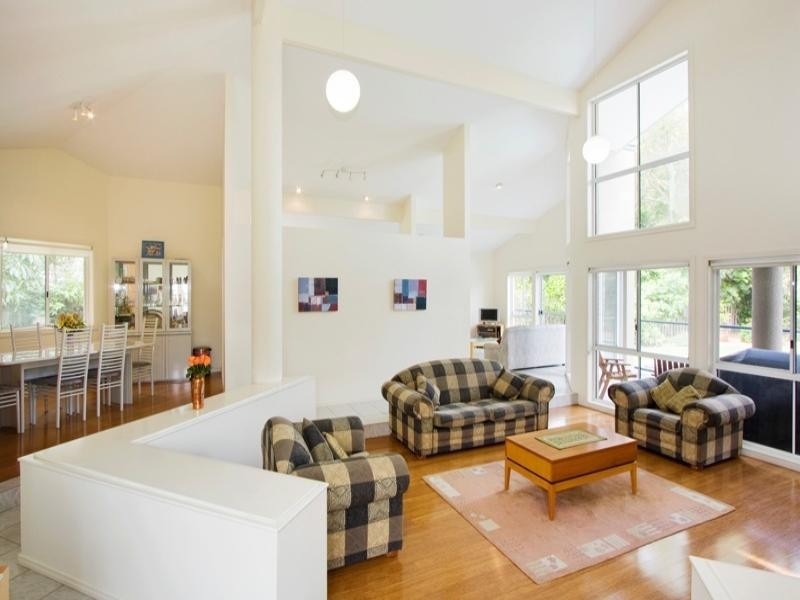 9 Montebello Court, Mermaid Waters QLD 4218