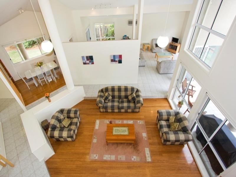 9 Montebello Court, Mermaid Waters QLD 4218