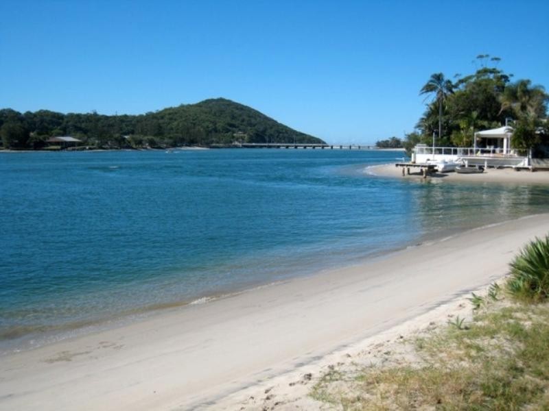 Palm Beach QLD 4221