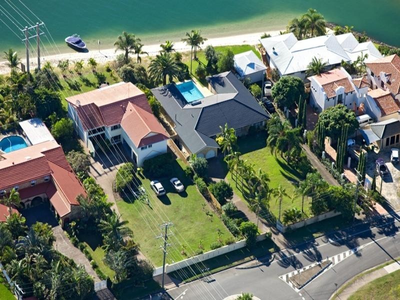 Palm Beach QLD 4221