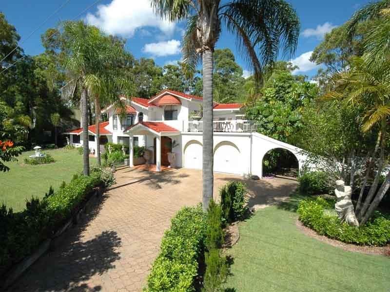 237 Simpsons Road, Elanora QLD 4221