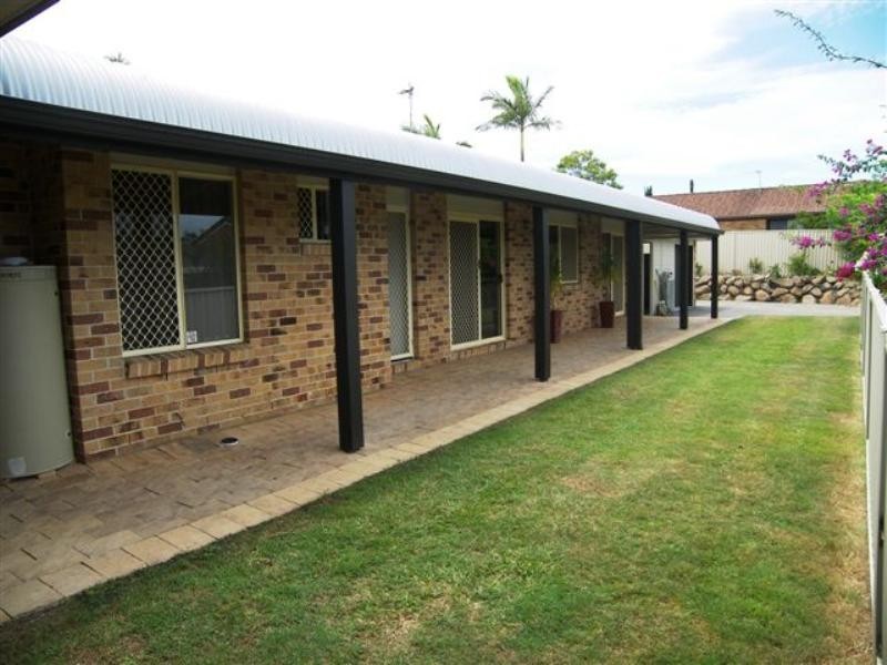 30 Whitehead Drive, Burleigh Waters QLD 4220