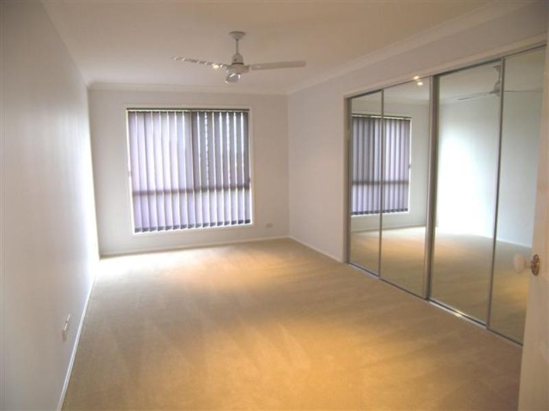 30 Whitehead Drive, Burleigh Waters QLD 4220