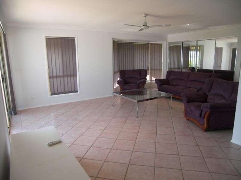 30 Whitehead Drive, Burleigh Waters QLD 4220