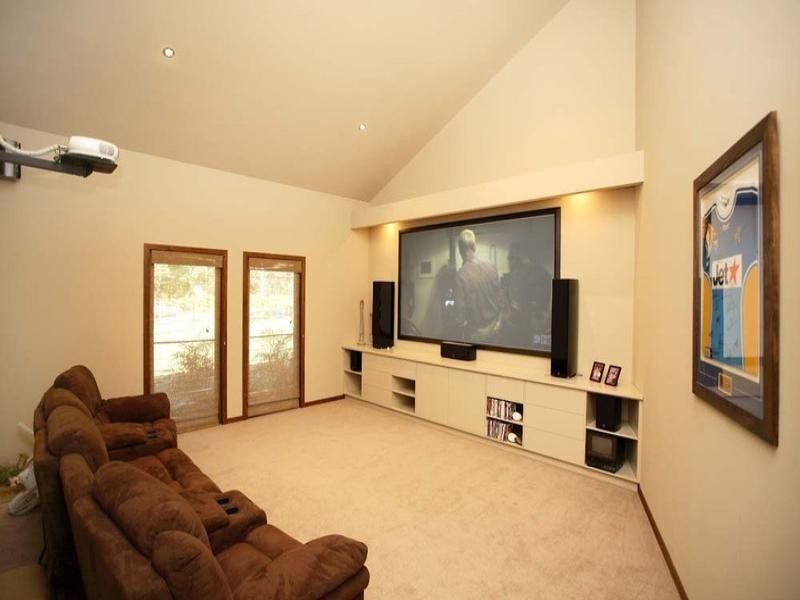 472 Tallebudgera Creek Road, Tallebudgera Valley QLD 4228