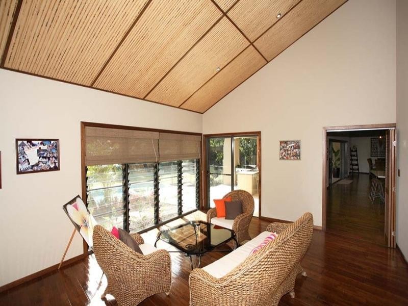 472 Tallebudgera Creek Road, Tallebudgera Valley QLD 4228