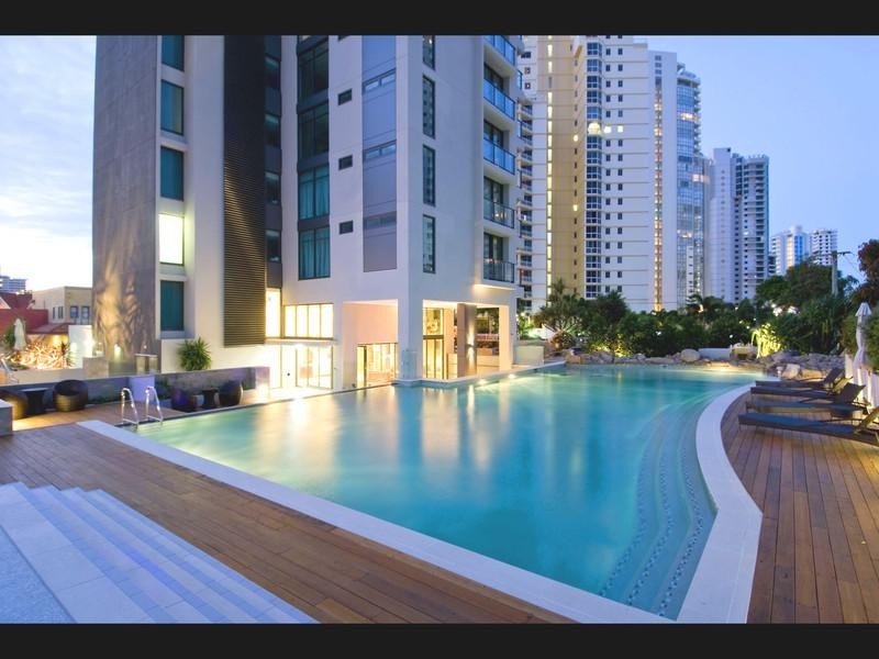 Milan Apartments Hughes Avenue Main Beach Qld Milan Apartments Hughes Avenue Main Beach Qld
