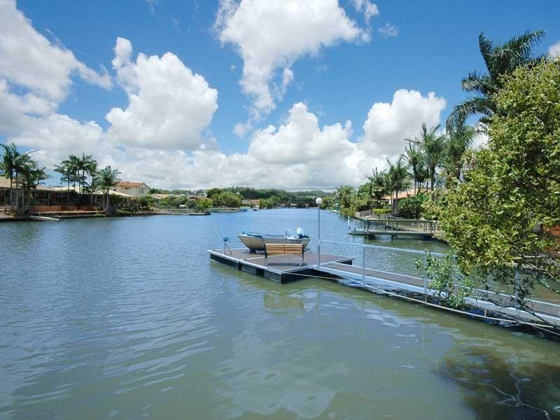 2 Harris Court, Currumbin Waters QLD 4223