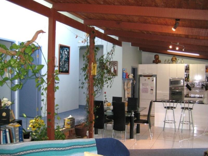 3 Heeterra Court, Elanora QLD 4221