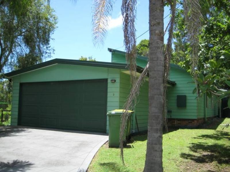 3 Heeterra Court, Elanora QLD 4221
