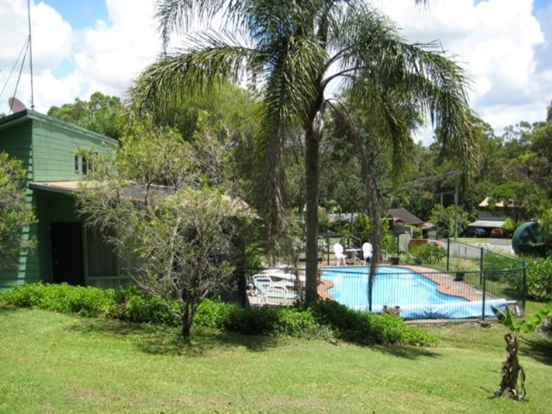 3 Heeterra Court, Elanora QLD 4221