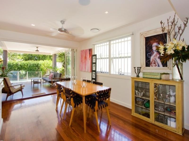 17 Alfred Street, Mermaid Beach QLD 4218