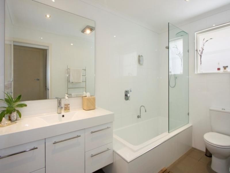 17 Alfred Street, Mermaid Beach QLD 4218