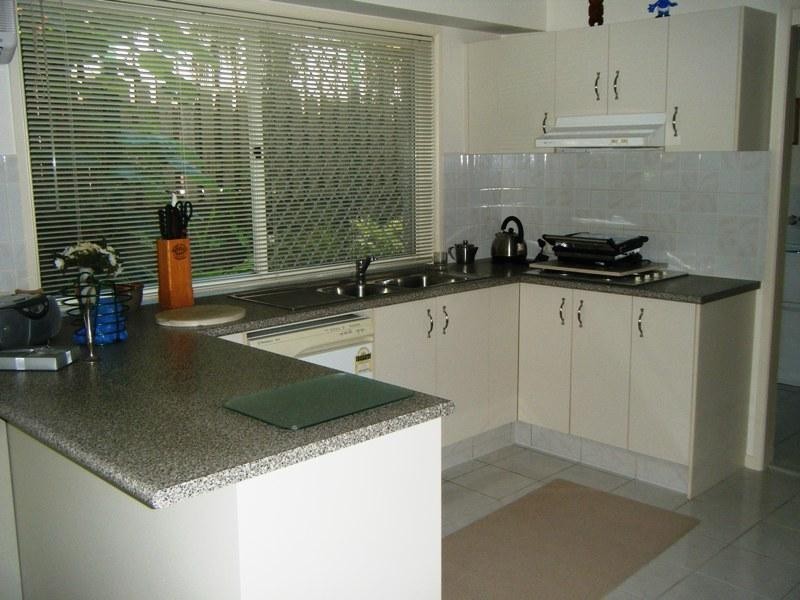 7 Carilla Place, Elanora QLD 4221