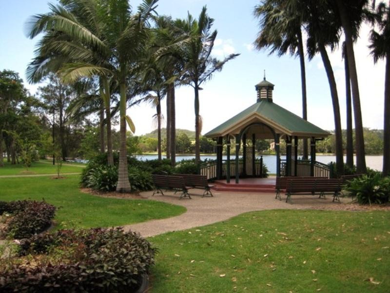 62 Fifth Avenue, Palm Beach QLD 4221