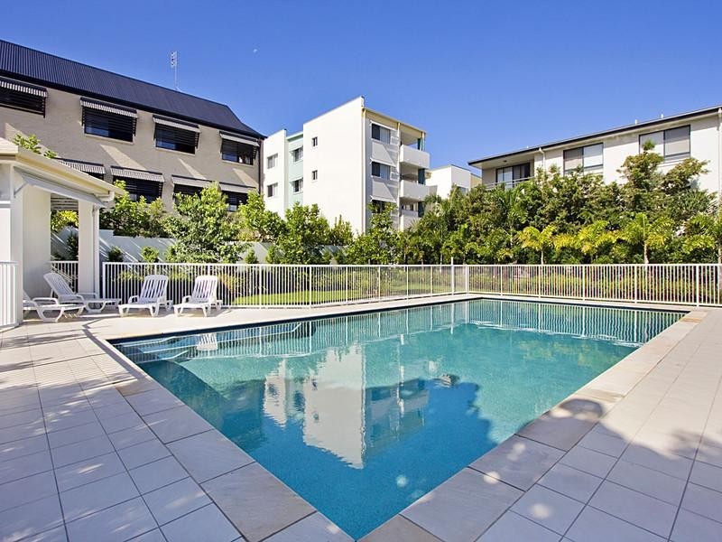 8 “Queens Gem”, 52 Queen Street, Southport QLD 4215