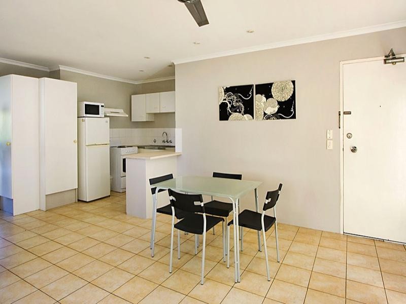 11 ‘York House’, 203 Scarborough Street, Southport QLD 4215