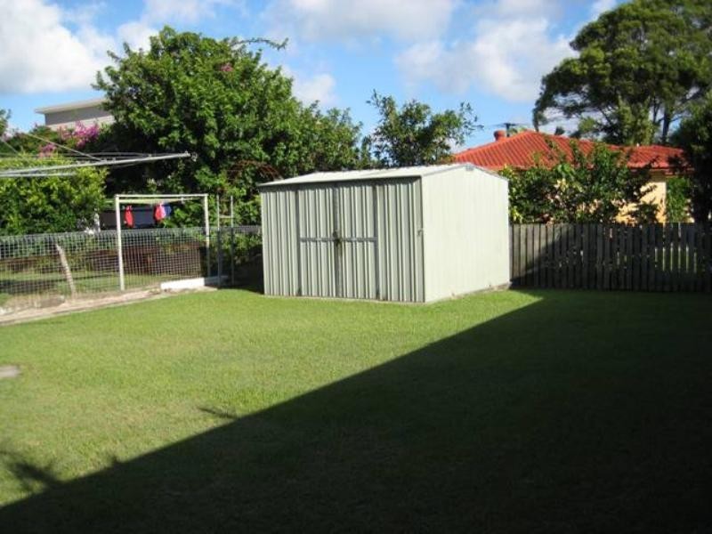 44 Fifteenth Avenue, Palm Beach QLD 4221