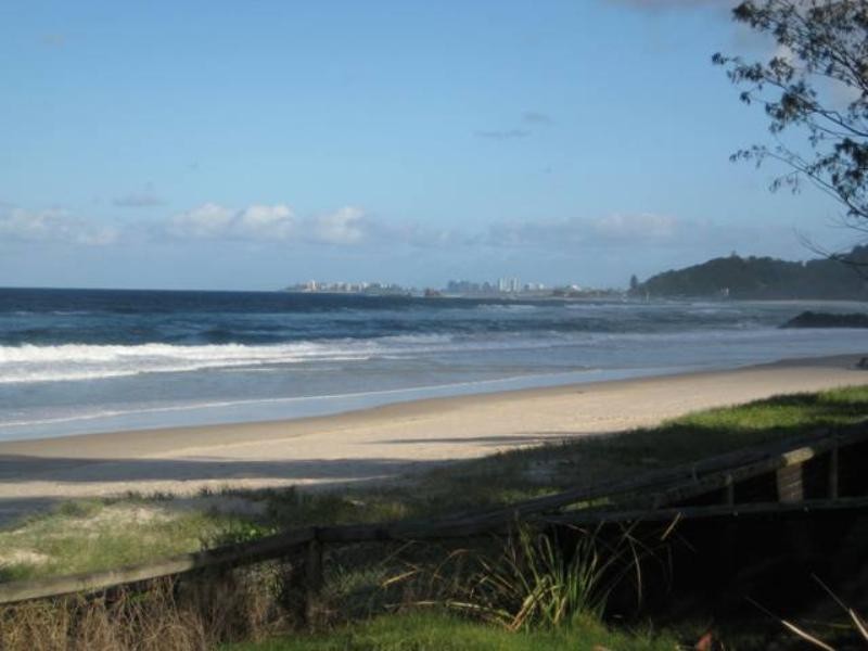 44 Fifteenth Avenue, Palm Beach QLD 4221