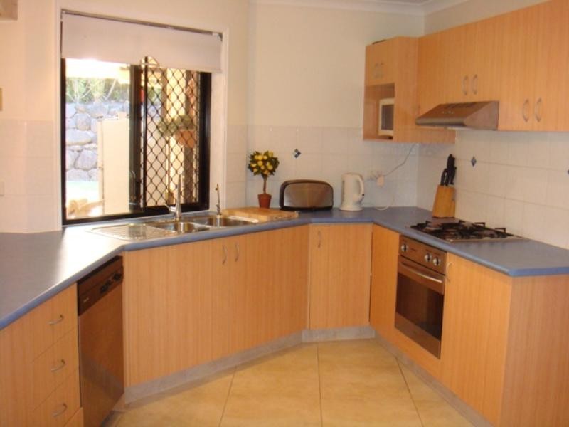 1 Marlee Court, Burleigh Heads QLD 4220