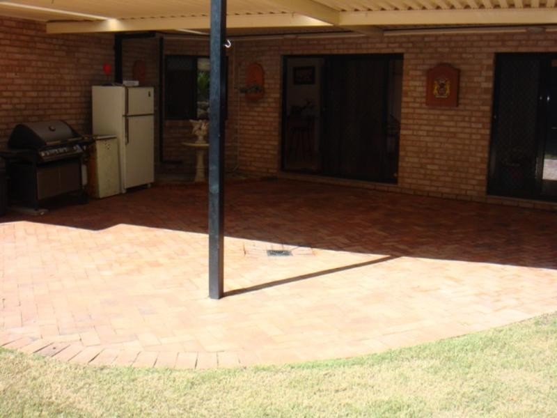 1 Marlee Court, Burleigh Heads QLD 4220