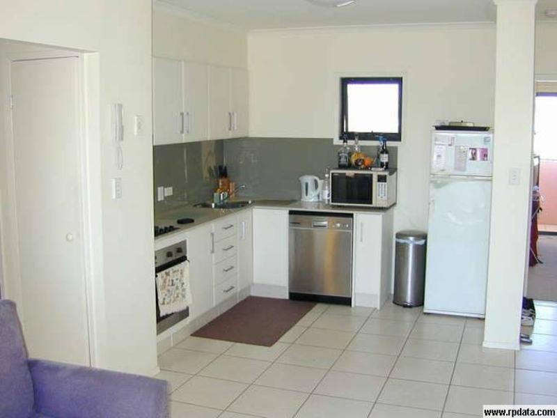 11 ‘Mermaid on Miami’, 2104 Gold Coast Highway, Miami QLD 4220