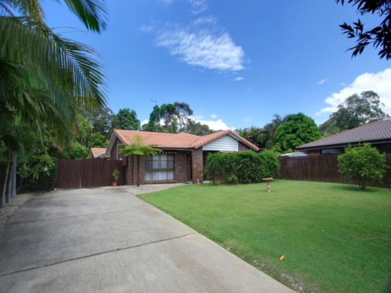 94 Japonica Drive, Palm Beach QLD 4221