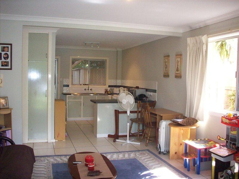 2/43 Arthur Street, Mermaid Beach QLD 4218