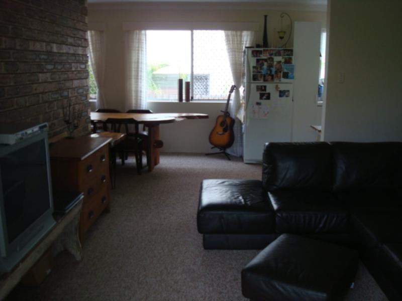 2/72 Seagull Avenue, Mermaid Beach QLD 4218