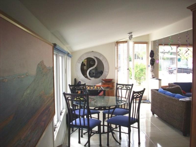 90 Seagull Avenue, Mermaid Beach QLD 4218