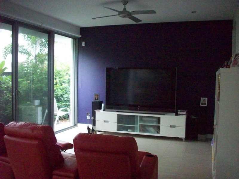 20 Seabeach Avenue, Mermaid Beach QLD 4218