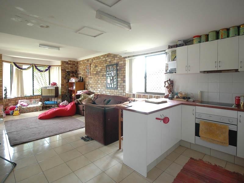 130 Murtha Drive, Elanora QLD 4221